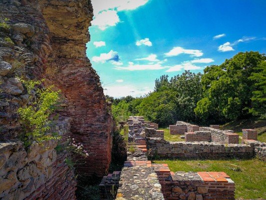 rimskite-termi-i-kazarmeniya-kompleks-na-anticniya-grad-gallery-13