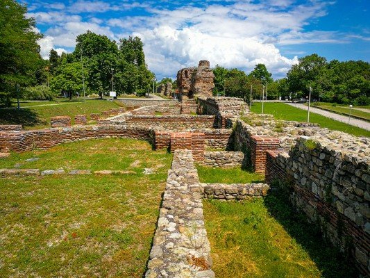 rimskite-termi-i-kazarmeniya-kompleks-na-anticniya-grad-gallery-13